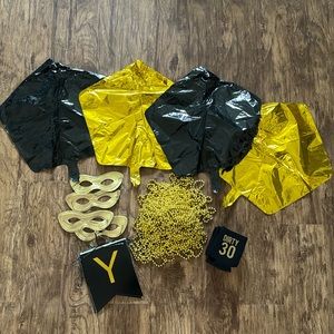 30th birthday decorations black & gold